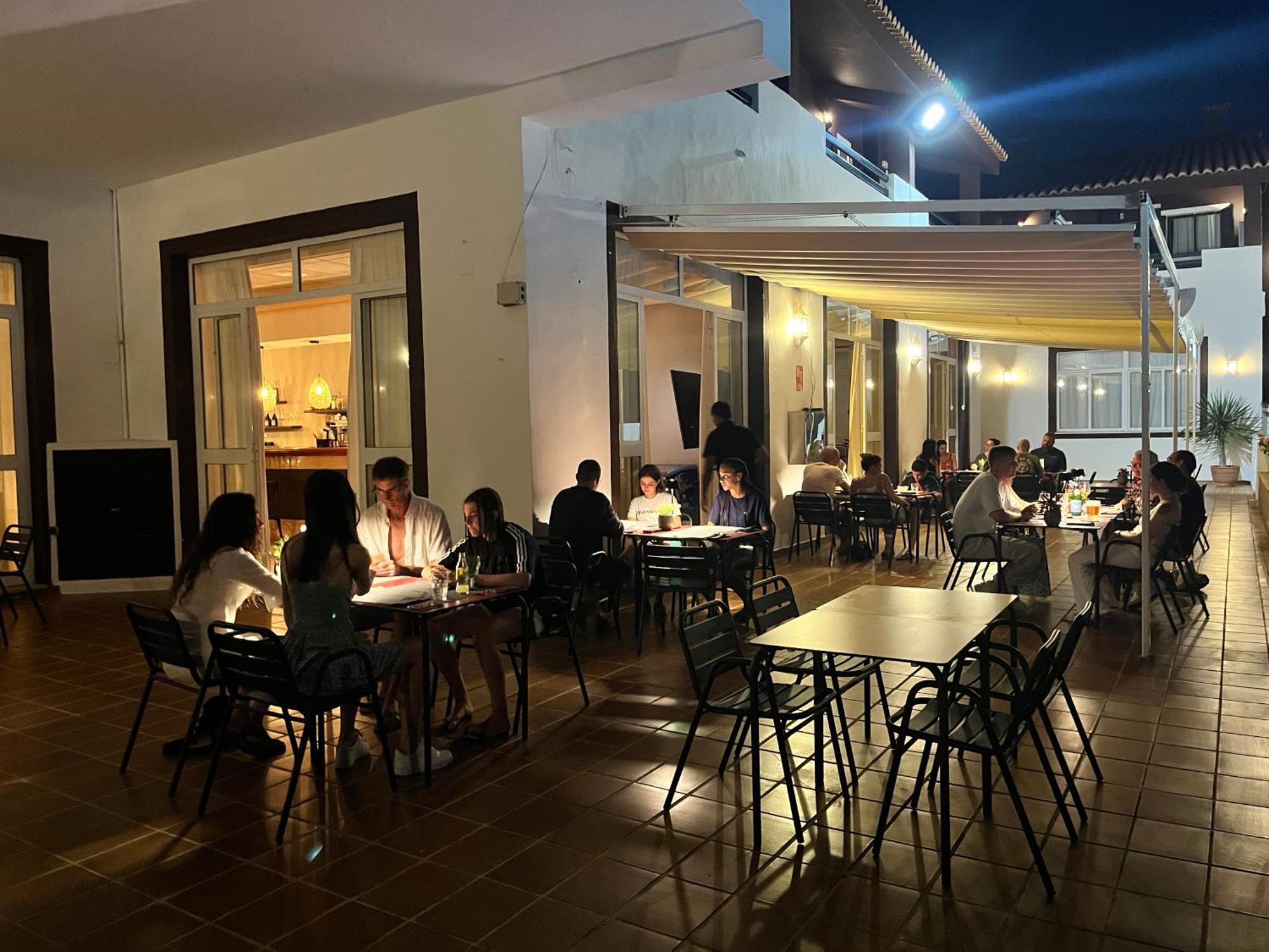 Nuramar Aparthotel 卡兰博希 外观 照片