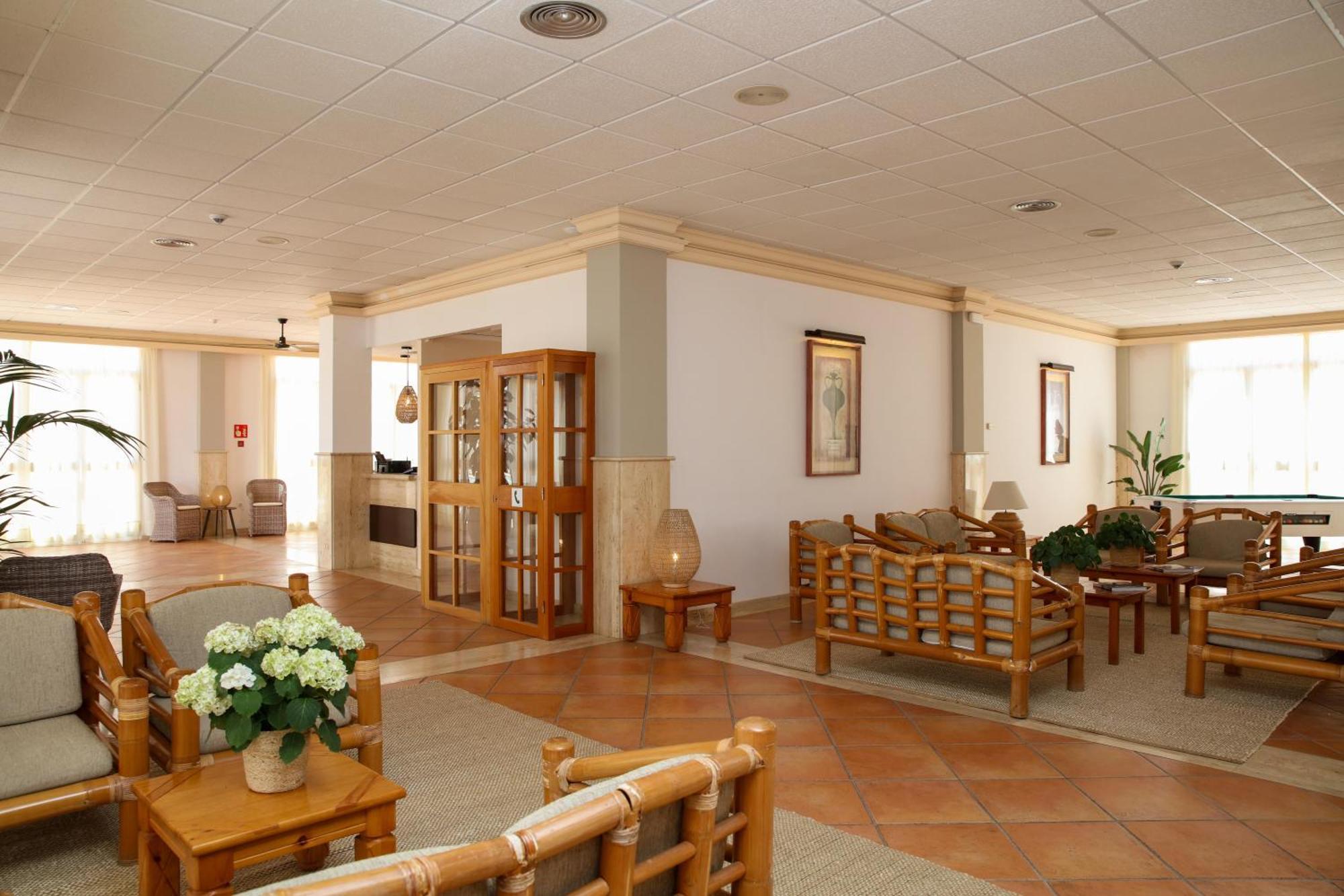 Nuramar Aparthotel 卡兰博希 外观 照片